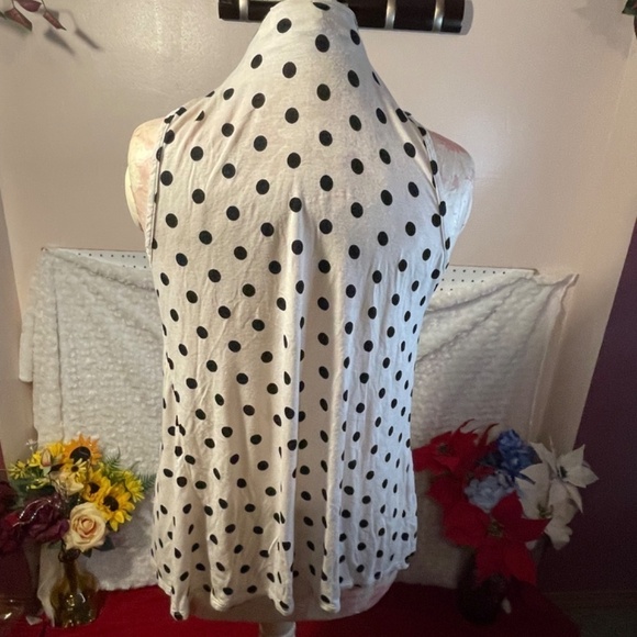 SHICK PREV OWNED SLEEVELESS ASYMMETRICAL BLACK POLKA DOT VEST LIGHT W. S… - Picture 4 of 5
